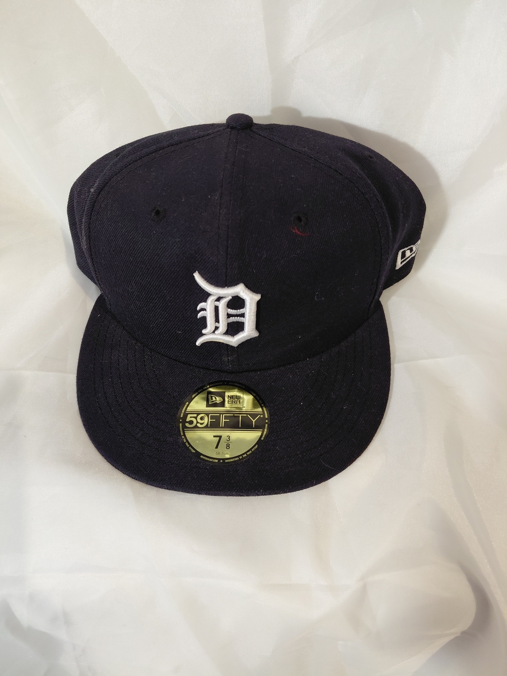 New Era Black and White Detroit Tigers Fitted Hat